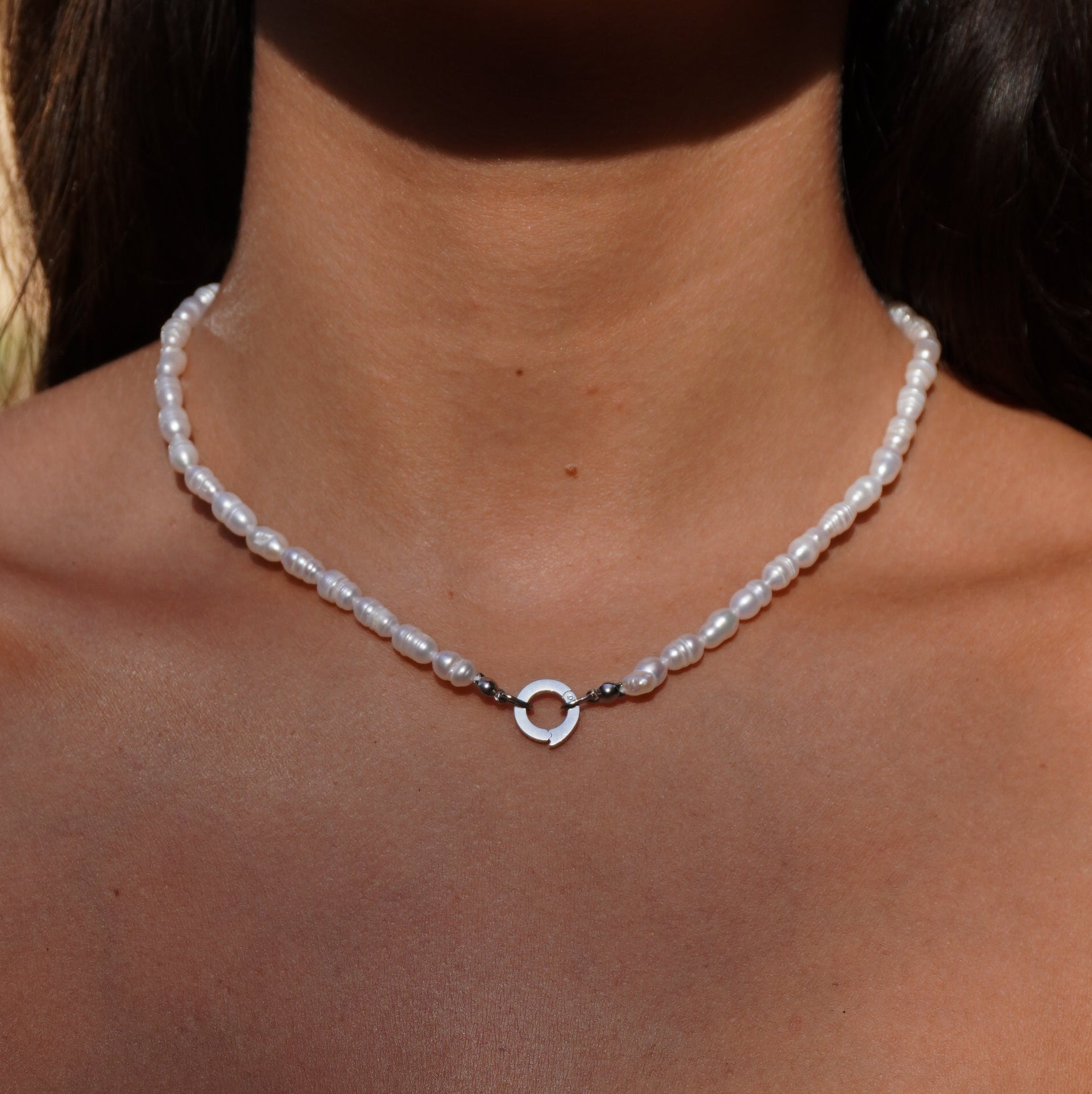 Perla Eterna pearl pendant in gold and silver by Zyrah Collective