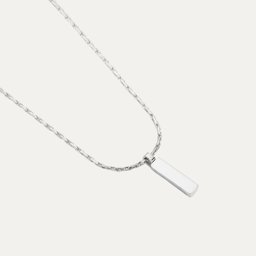 Wire Chain Tag Necklace