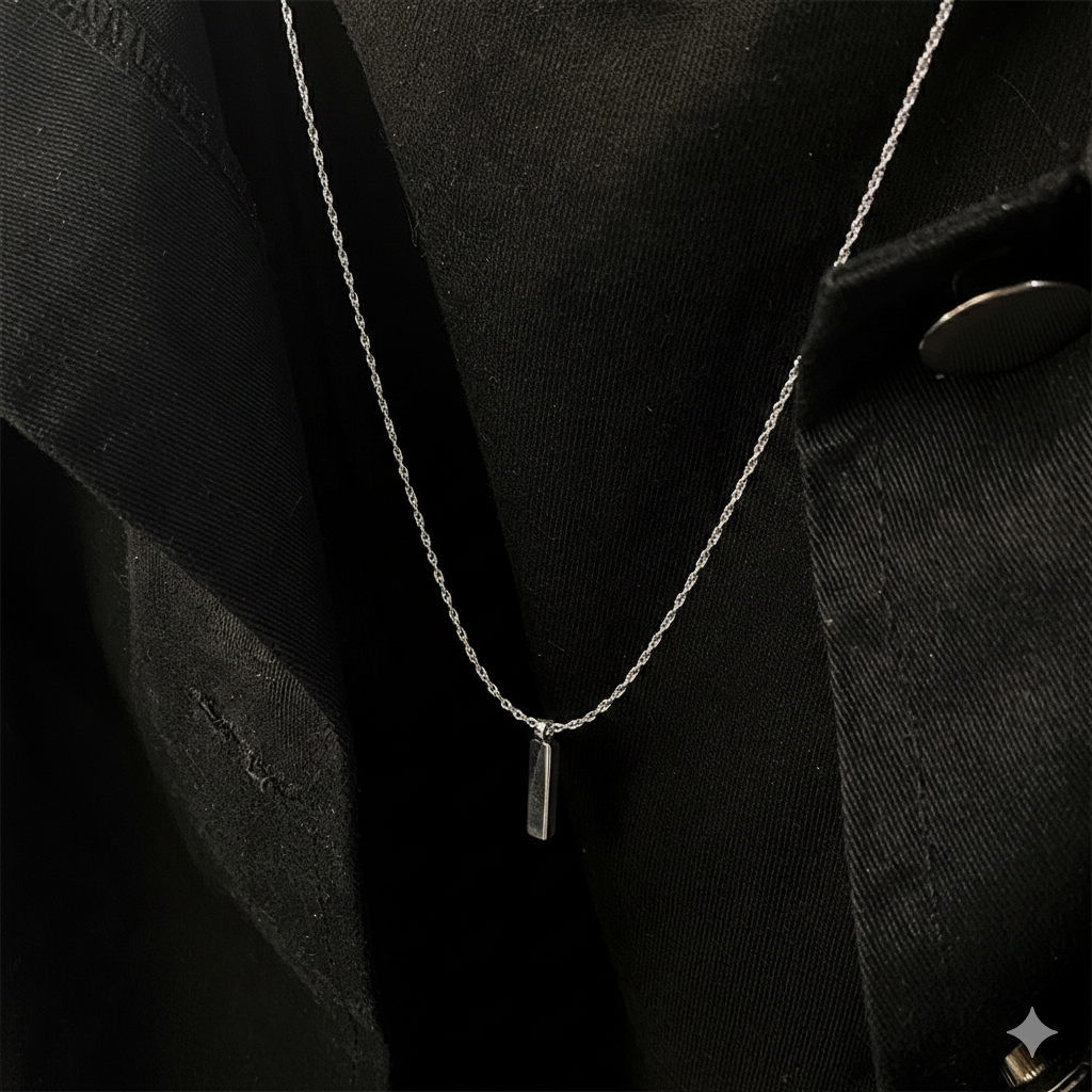 Wire Chain Tag Necklace