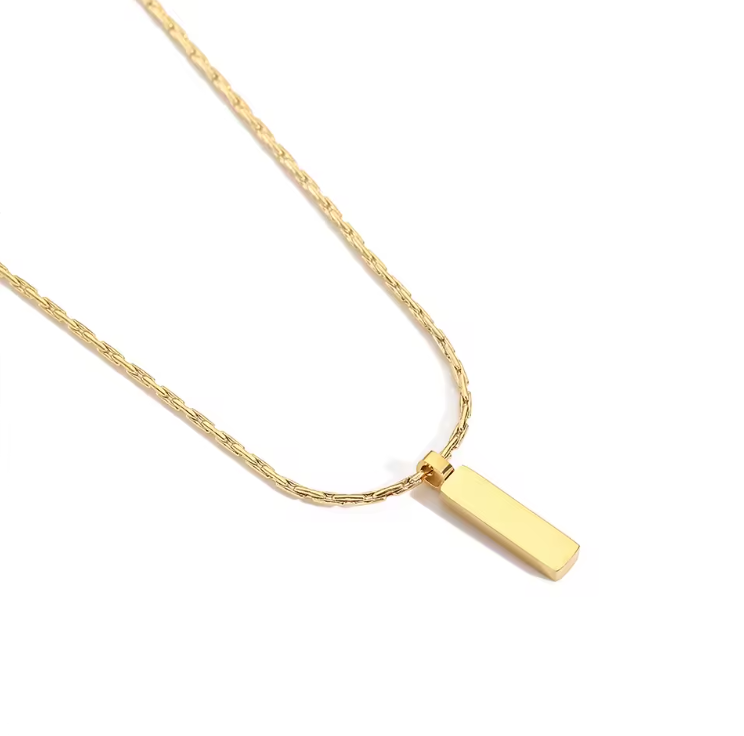 Wire Chain Tag Necklace